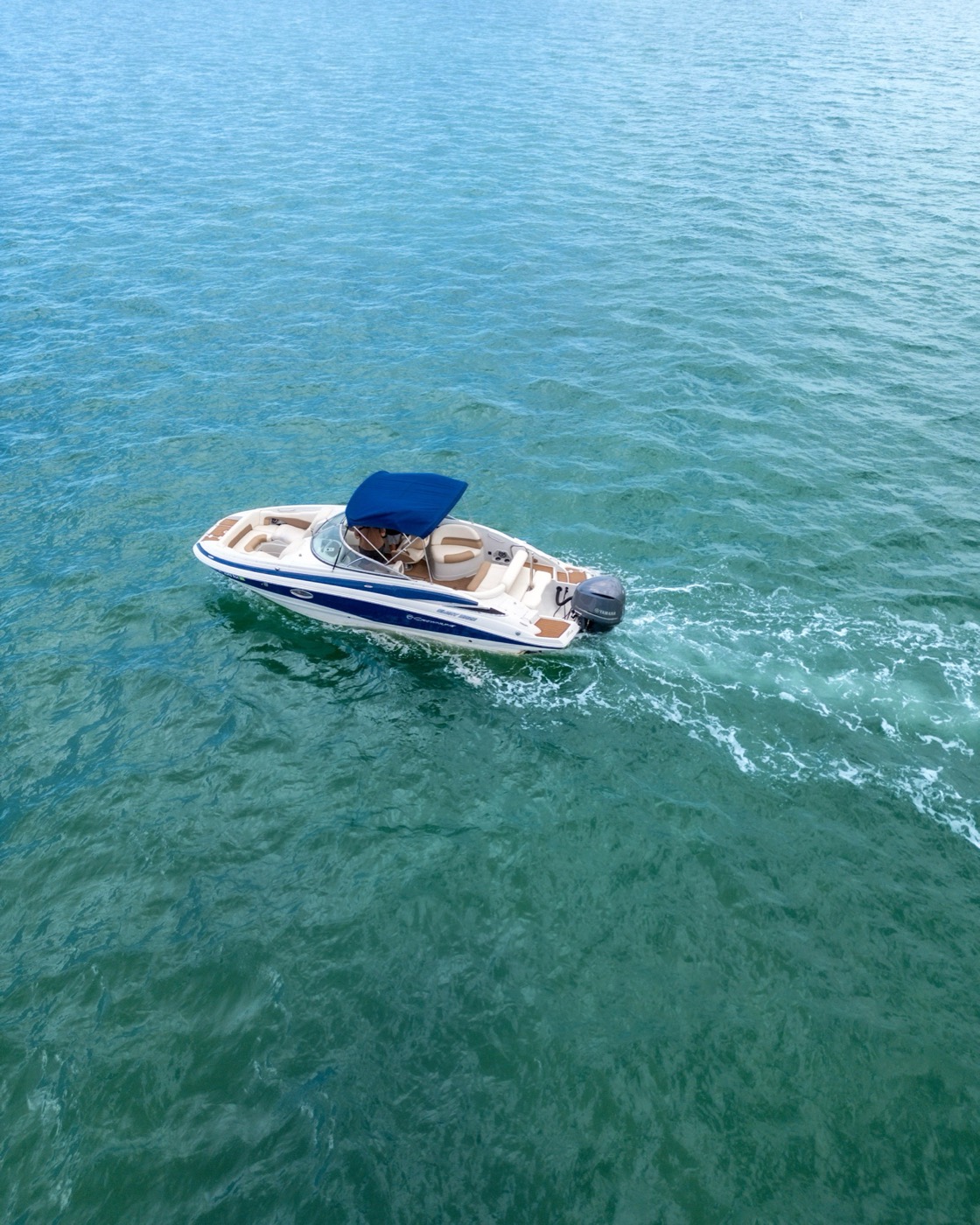 Crownline 26 — frame 1 of 13