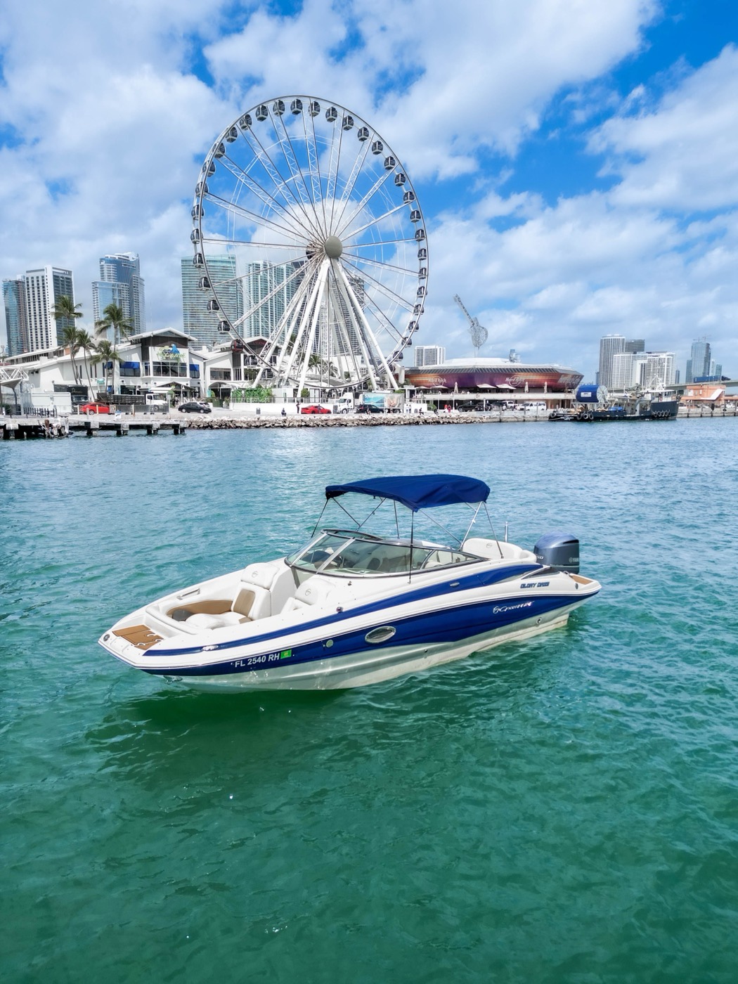 Crownline 26 — frame 5 of 13