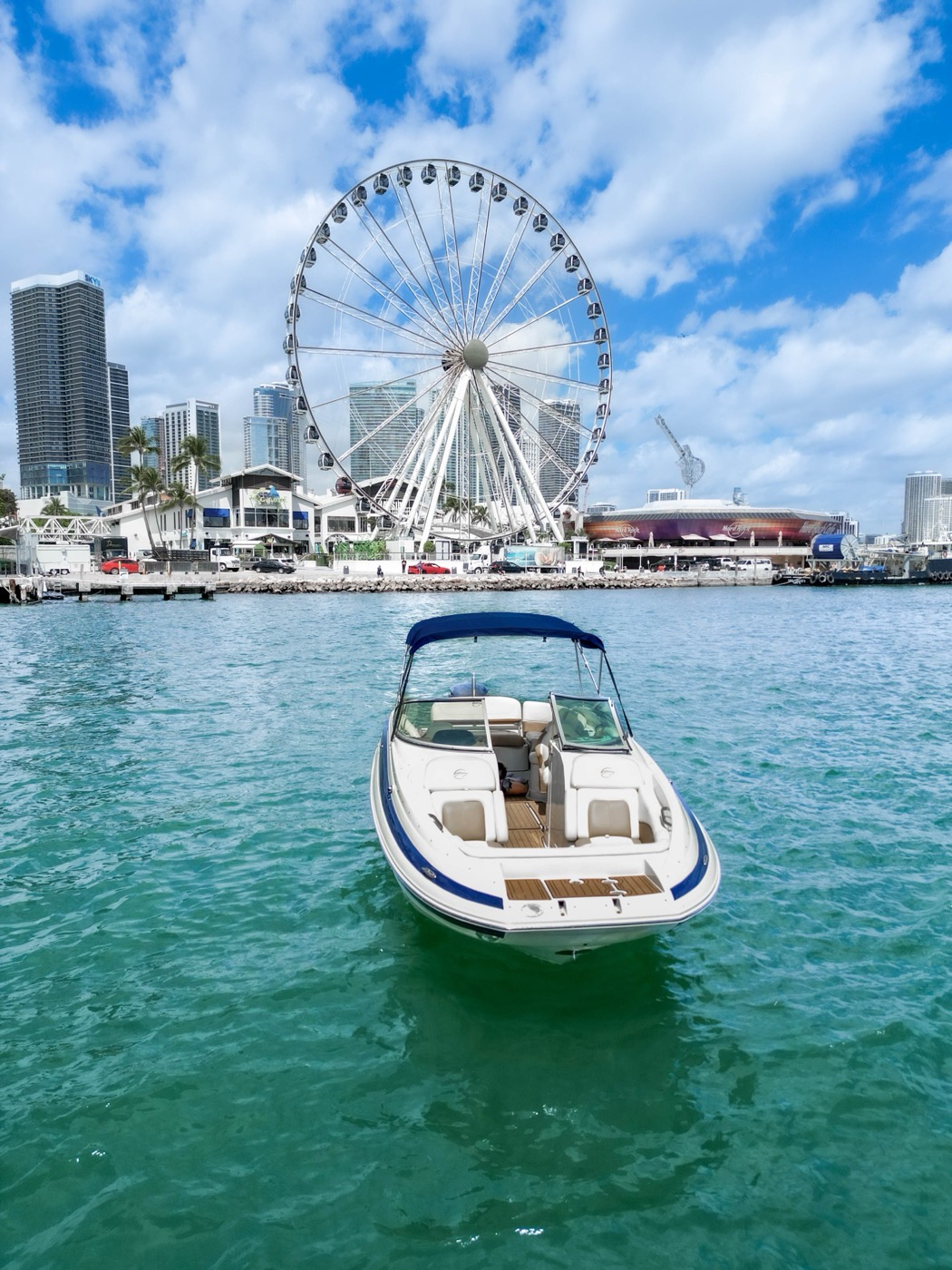 Crownline 26 — frame 8 of 13