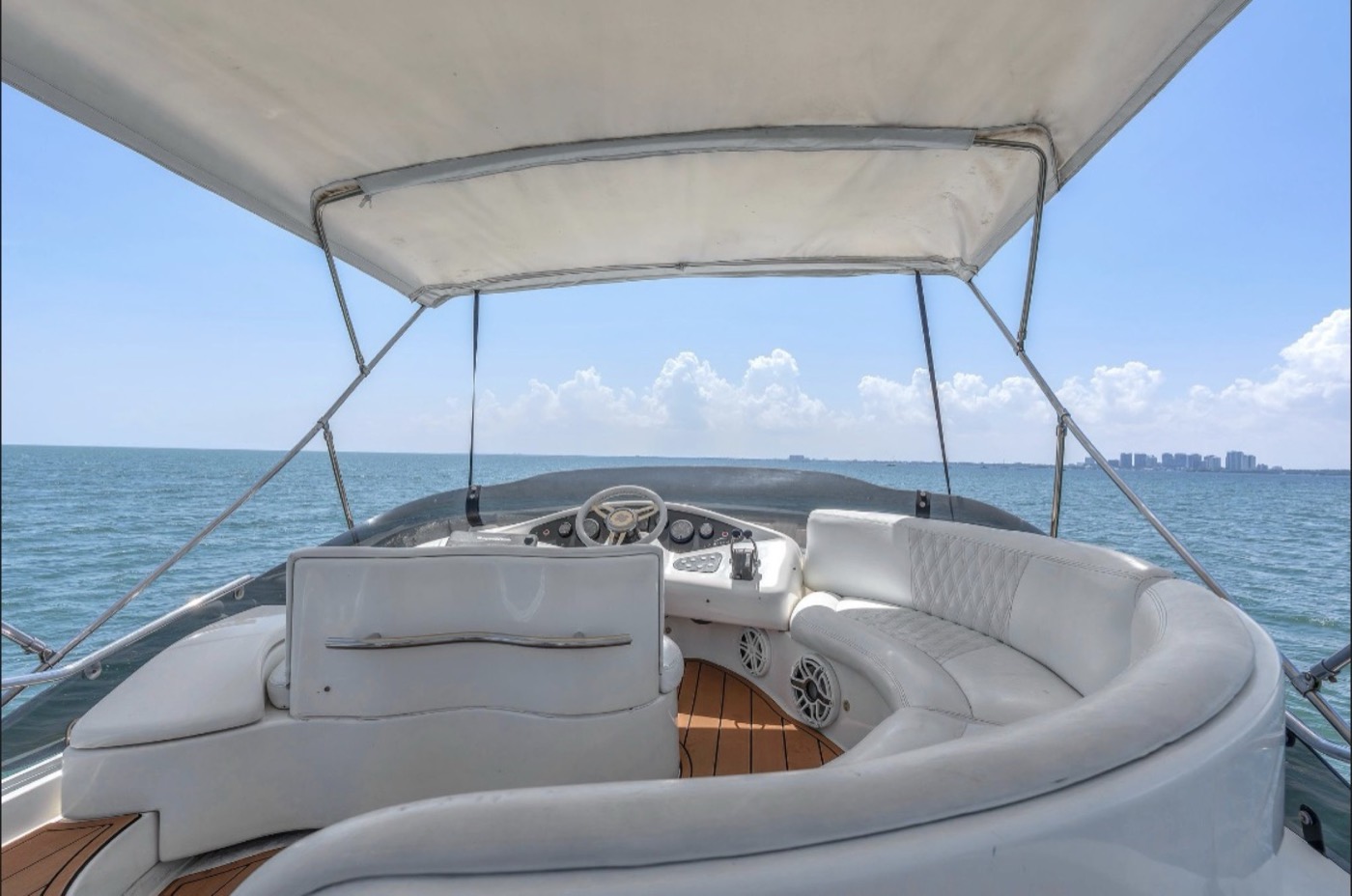 Azimut 50 II — frame 5 of 19
