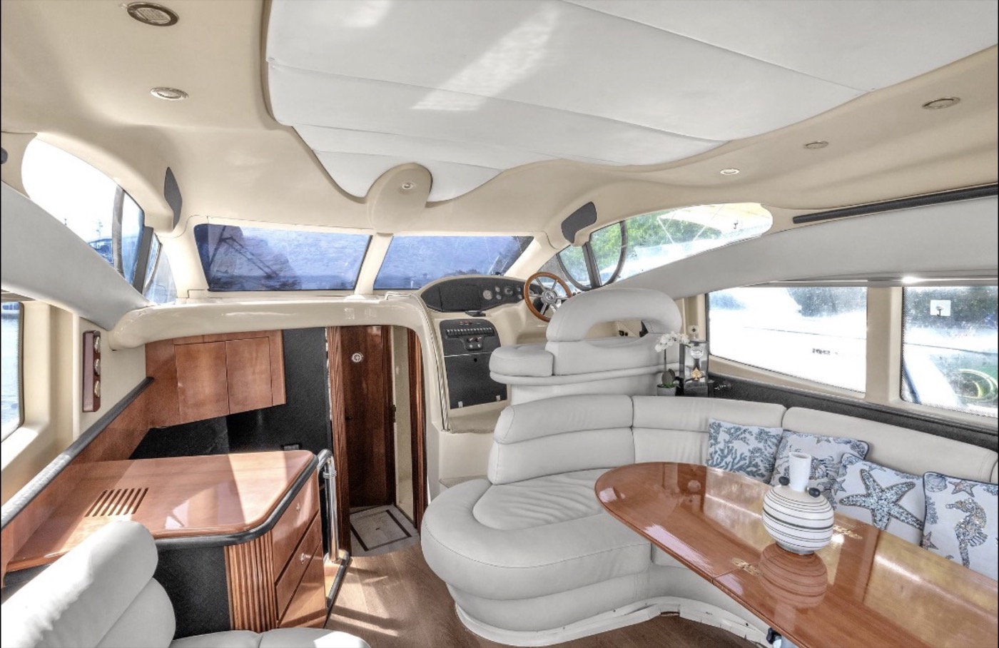 Azimut 50 II — frame 12 of 19