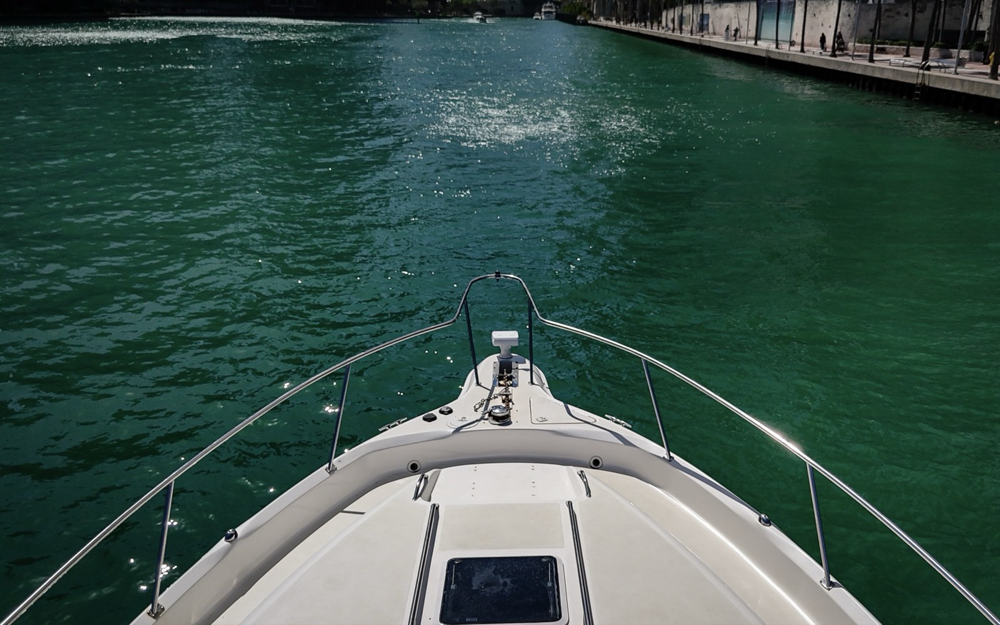 Sea Ray 50 — frame 7 of 16