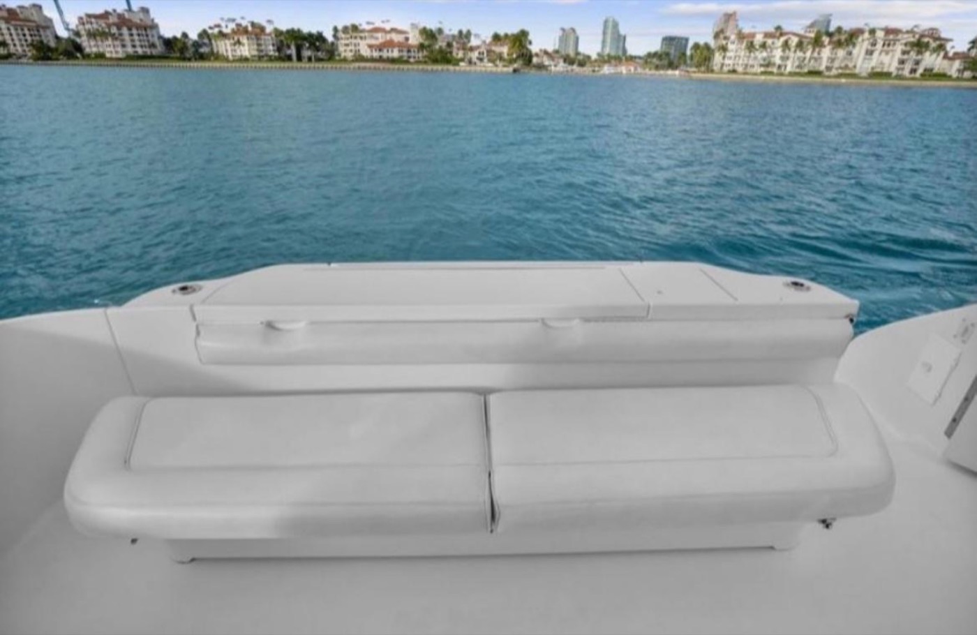 Sea Ray 55 — frame 6 of 20
