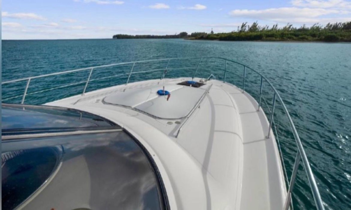 Sea Ray 55 — frame 7 of 20