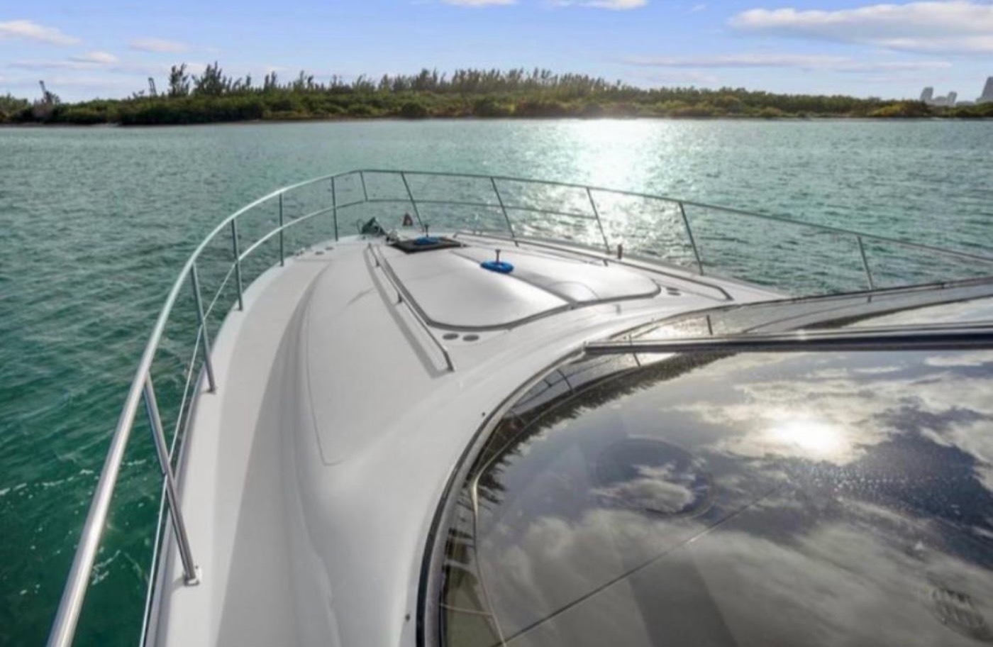 Sea Ray 55 — frame 8 of 20