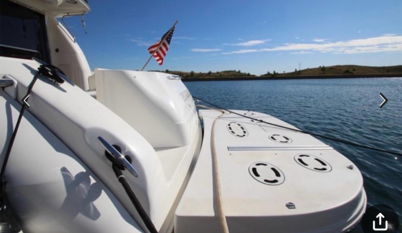 Sea Ray 55 — frame 10 of 20