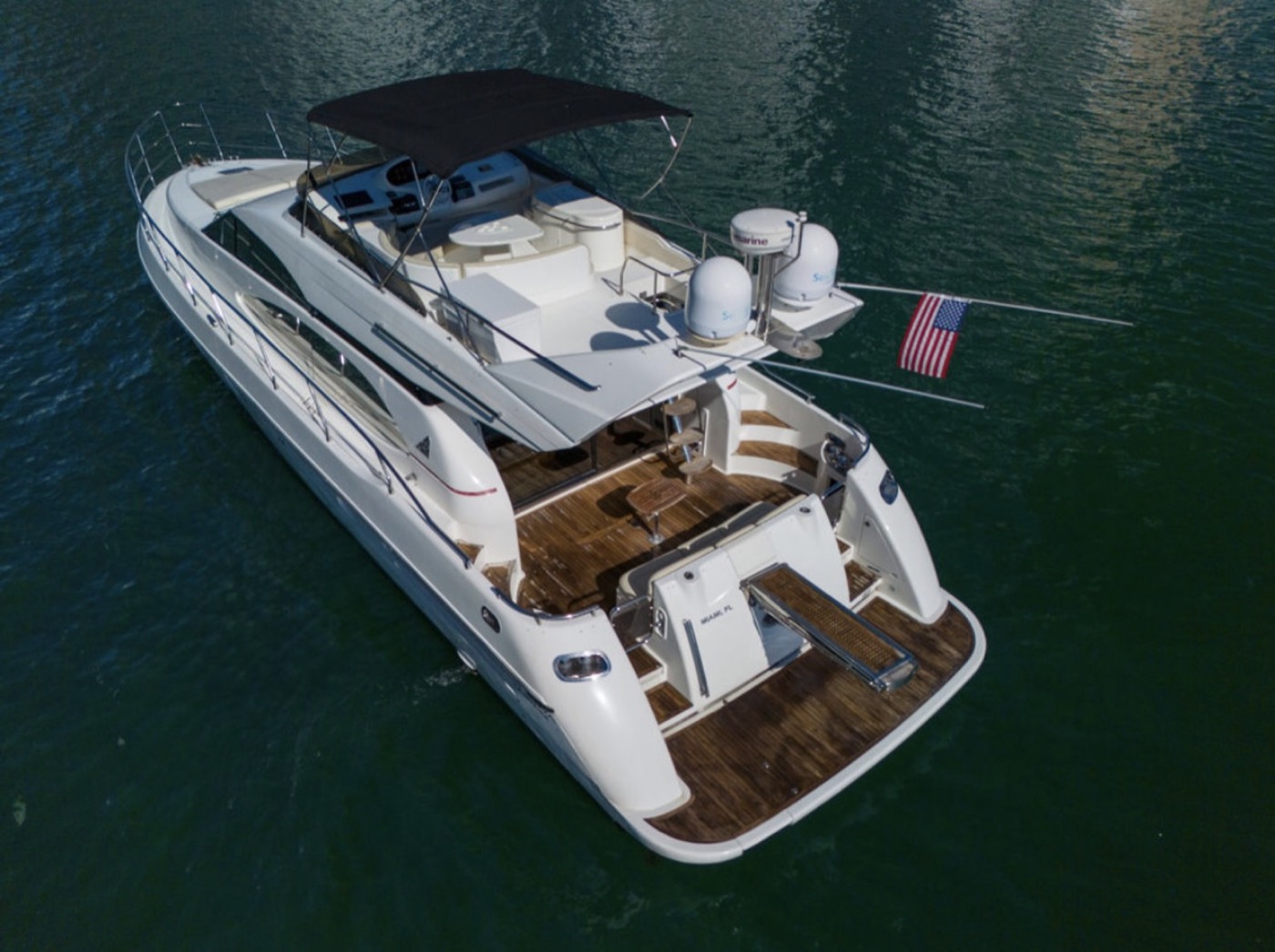 Azimut 65 — frame 20 of 41