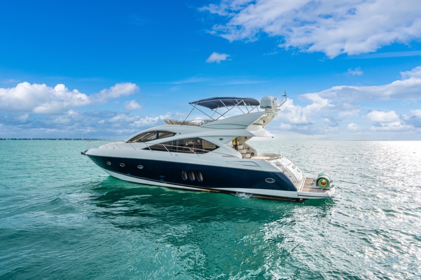 Azimut 70 — frame 3 of 50