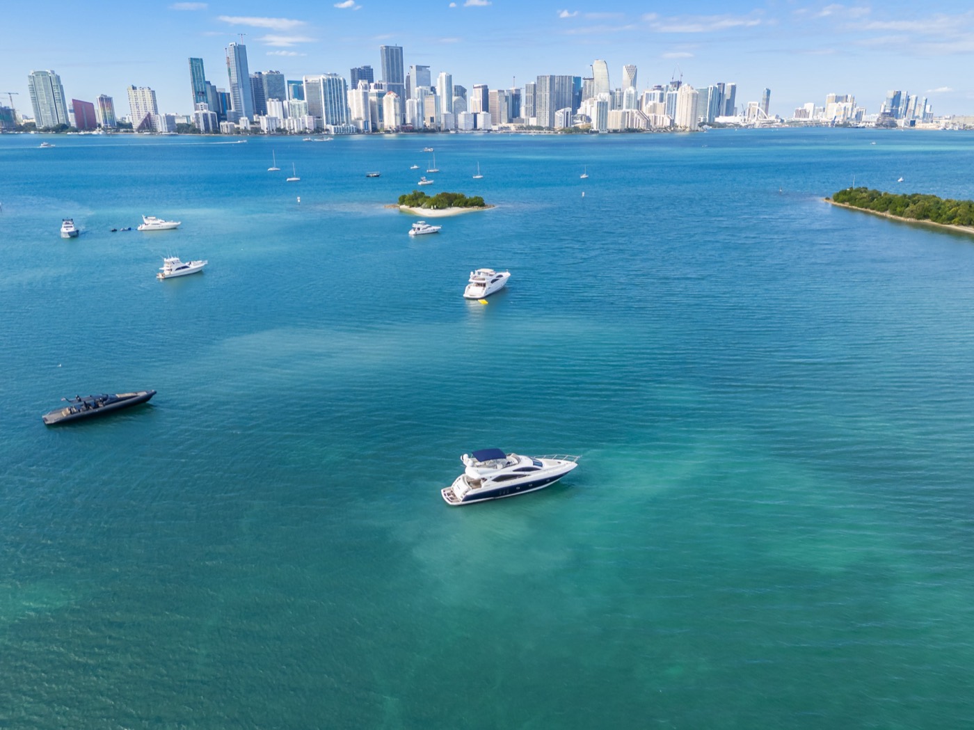 Azimut 70 — frame 5 of 50