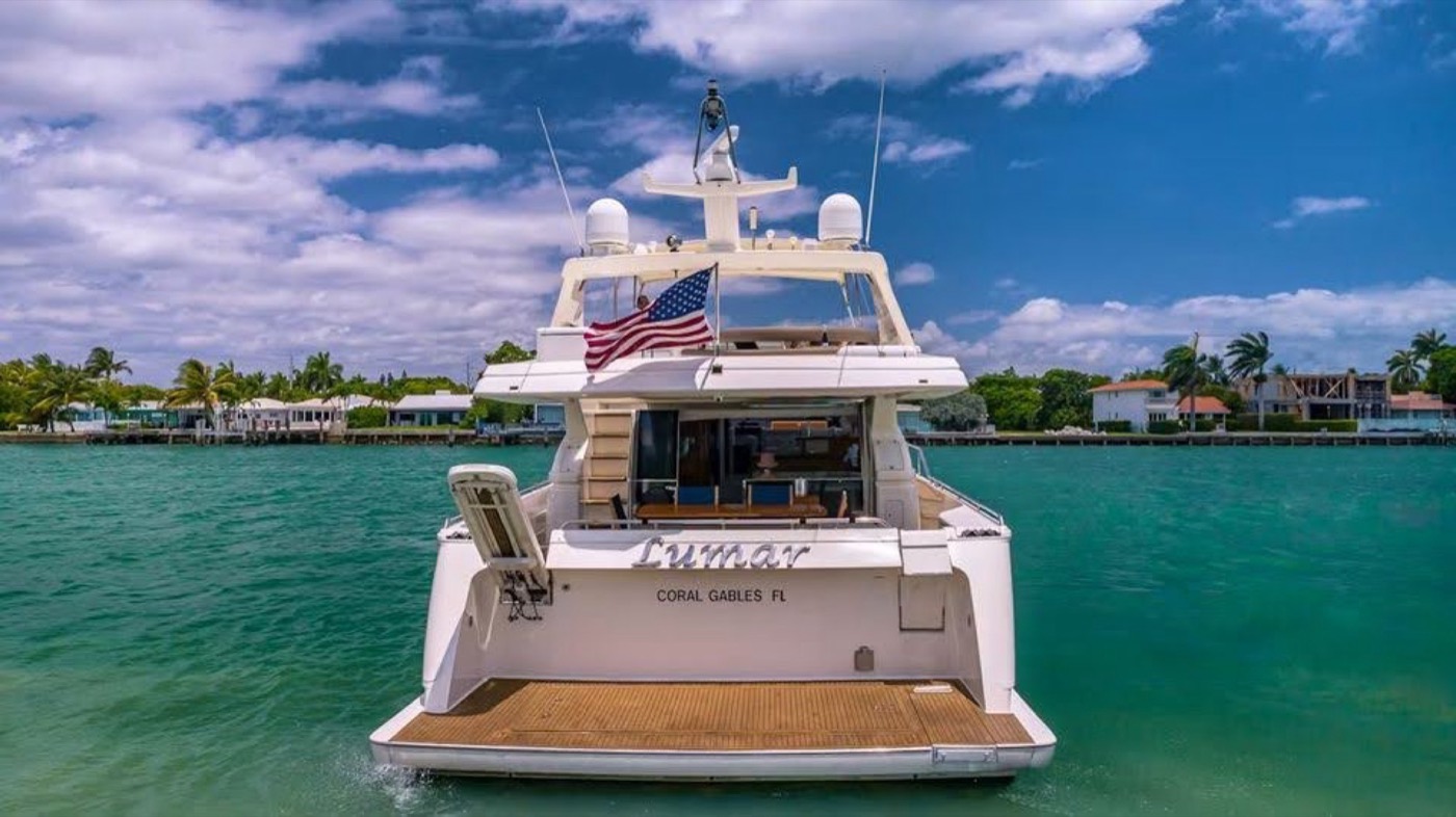 Ferretti 75 — frame 3 of 20